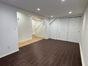 10220 189th Street, Hollis NY 11423