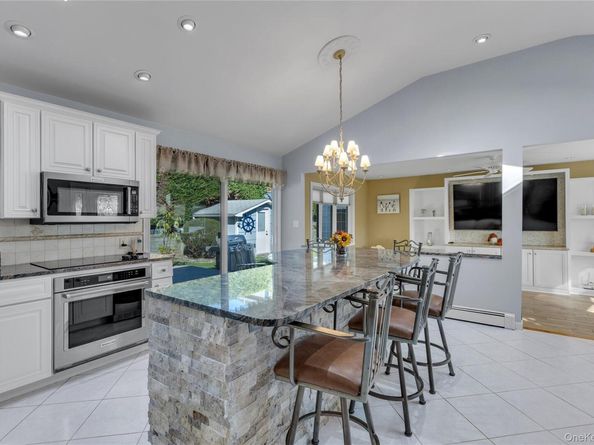 359 Waterside Road, Northport NY 11768