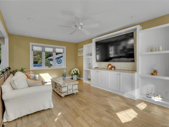 359 Waterside Road, Northport NY 11768