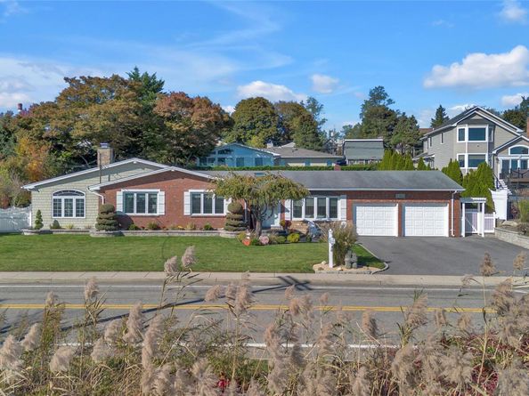 359 Waterside Road, Northport NY 11768