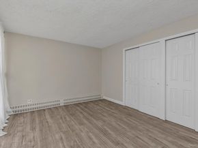 7-25 166 St 2B, Beechhurst NY 11357