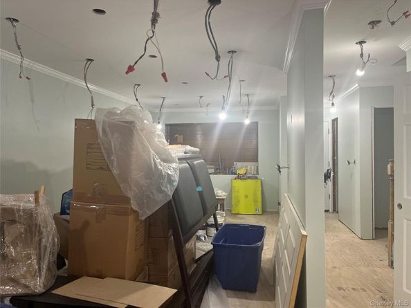 3940 DeRemier Avenue, Bronx NY 10466