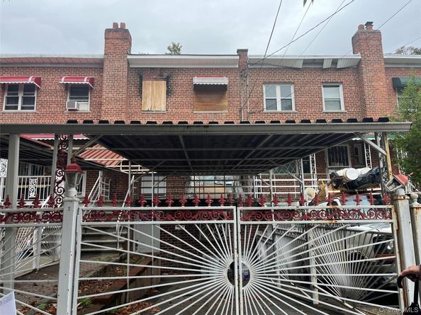 3940 DeRemier Avenue, Bronx NY 10466