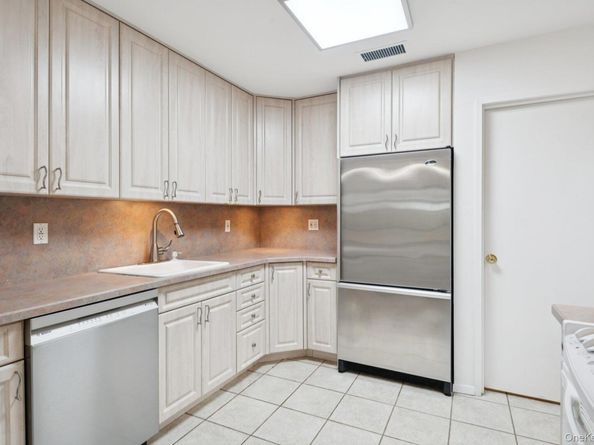 99 Birchwood Road, Coram NY 11727