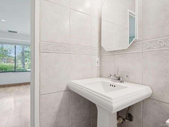 99 Birchwood Road, Coram NY 11727