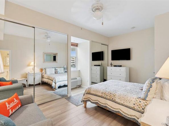 250 Dune 120, Westhampton Beach NY 11978