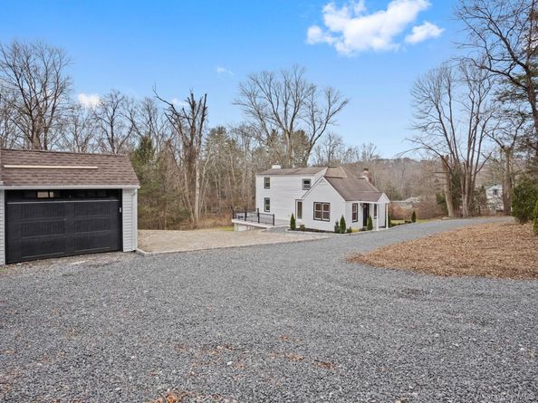 65 Hickory Lane, Bedford NY 10506