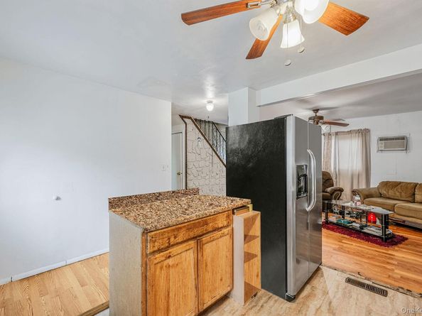 3109 Devon Avenue, Medford NY 11763