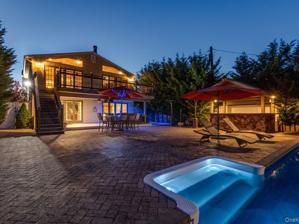 135 Ocean Avenue, Massapequa NY 11758