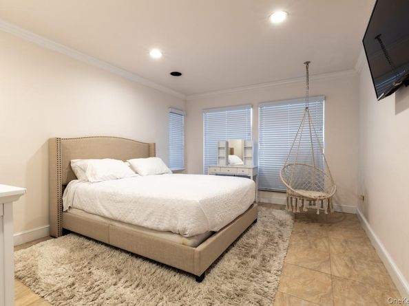 135 Ocean Avenue, Massapequa NY 11758