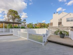 21 Pine Edge Place, Dix Hills NY 11746