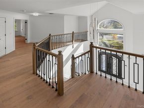 21 Pine Edge Place, Dix Hills NY 11746