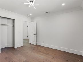 21 Pine Edge Place, Dix Hills NY 11746