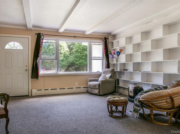 118 Hedges Avenue, East Patchogue NY 11772