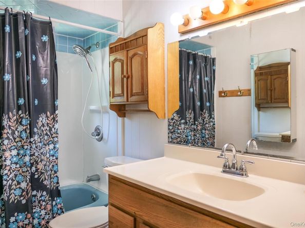 118 Hedges Avenue, East Patchogue NY 11772