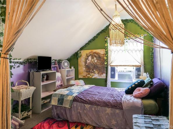 118 Hedges Avenue, East Patchogue NY 11772