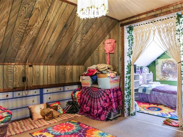 118 Hedges Avenue, East Patchogue NY 11772