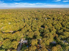 484 Brookhaven Avenue, Riverhead NY 11901