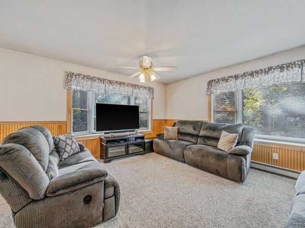 484 Brookhaven Avenue, Riverhead NY 11901