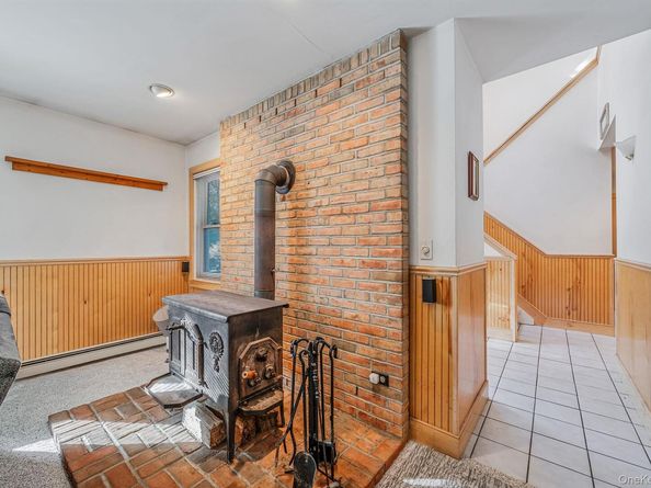 484 Brookhaven Avenue, Riverhead NY 11901