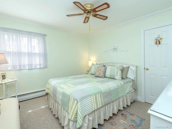 14 Harbor Lane, Glen Head NY 11545