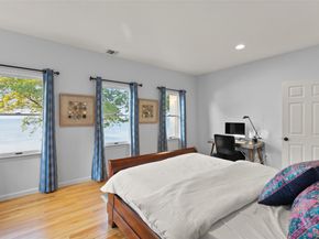15 Stephans Path, Port Jefferson NY 11777