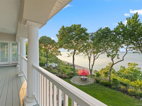 15 Stephans Path, Port Jefferson NY 11777