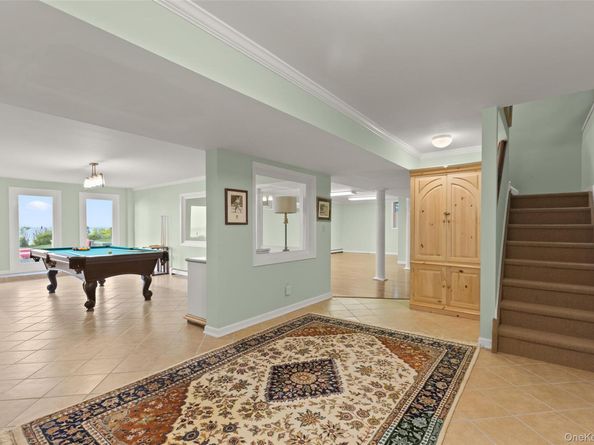 15 Stephans Path, Port Jefferson NY 11777