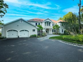 15 Stephans Path, Port Jefferson NY 11777