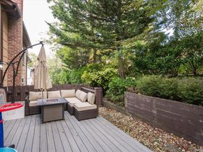 16 Sheffield Hill, Woodbury NY 11797