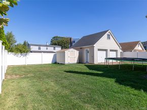 19 Teneyck Avenue, Valley Stream NY 11580