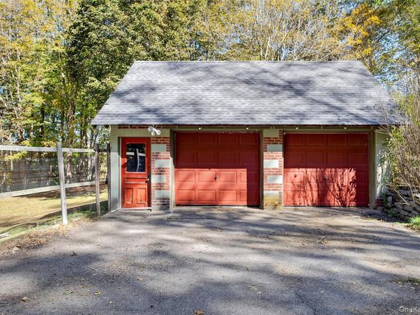 250 Route 100, Mount Kisco NY 10549