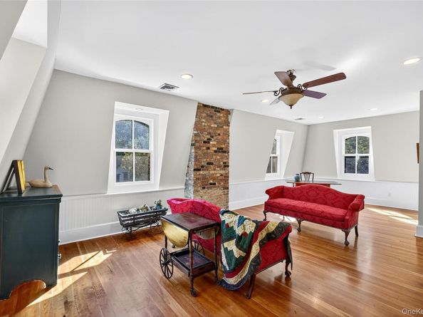 250 Route 100, Mount Kisco NY 10549