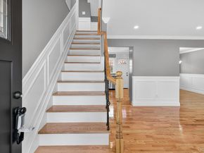 1098 Russell Street, Franklin Square NY 11010