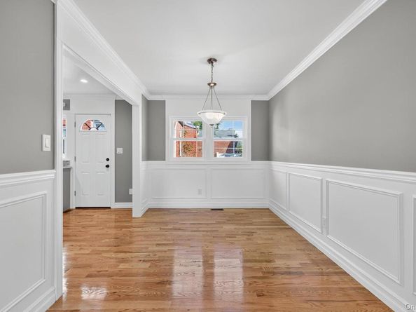 1098 Russell Street, Franklin Square NY 11010