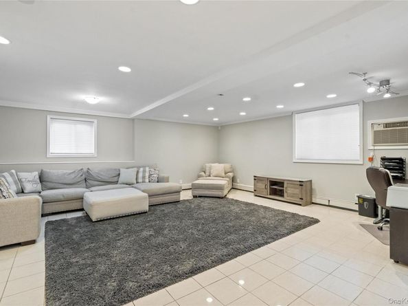 240 Wyngate Drive, Massapequa NY 11758