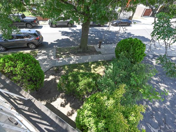 8223 Caldwell Avenue, Middle Village NY 11379