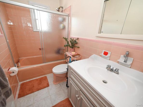 8223 Caldwell Avenue, Middle Village NY 11379