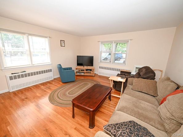 8223 Caldwell Avenue, Middle Village NY 11379