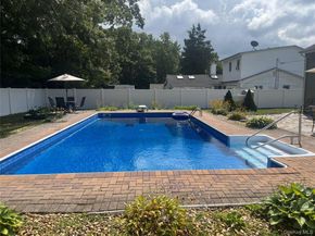 149 Avenue C, Holbrook NY 11741