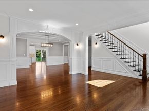 17 Hannington Avenue, Wantagh NY 11793