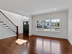 17 Hannington Avenue, Wantagh NY 11793