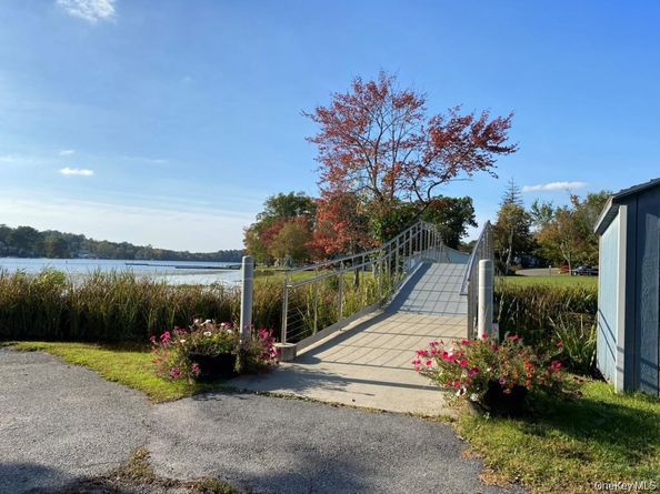 9 Cottage Lane, North Salem NY 10560