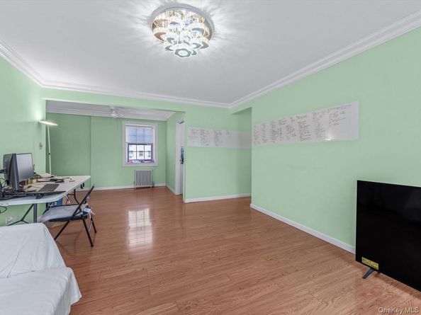 147-11 79th Avenue 1N, Kew Garden Hills NY 11367