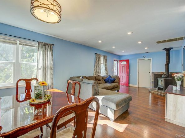 153 Berkshire Drive, Farmingville NY 11738