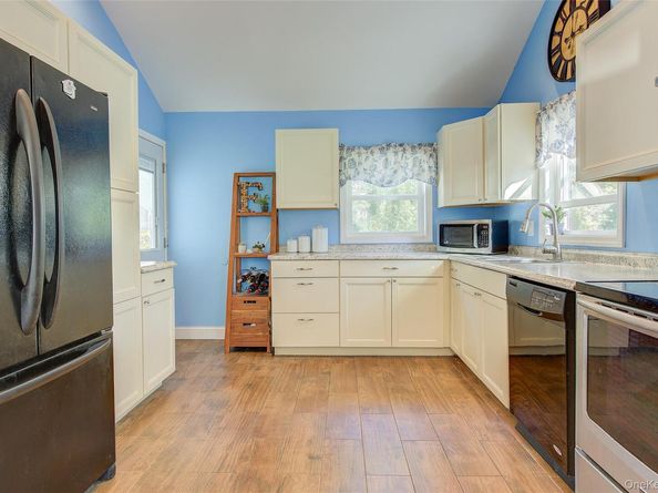 153 Berkshire Drive, Farmingville NY 11738