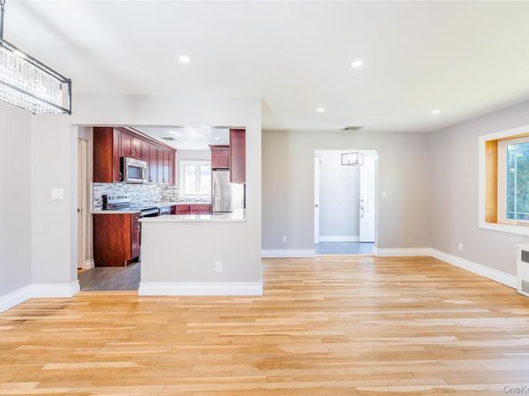 1253 Raymond Road, North Bellmore NY 11710