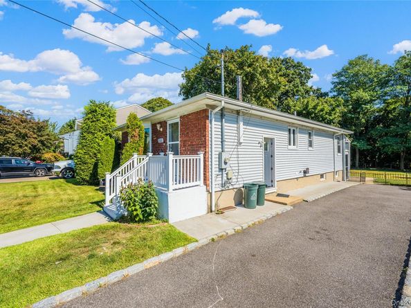 1253 Raymond Road, North Bellmore NY 11710