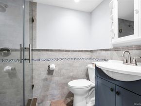 300 Center Bay Drive, West Islip NY 11795