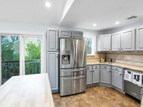 300 Center Bay Drive, West Islip NY 11795